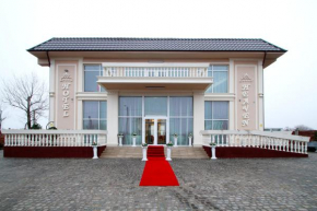Гостиница Hotel Heaven  Амара